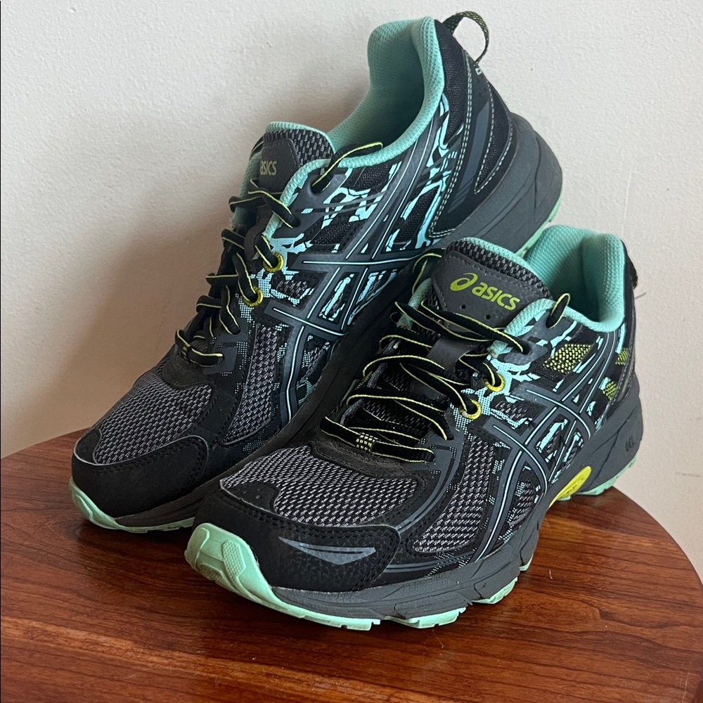 ASICS gel Women's Black and Teal Athletic Shoes size 10
